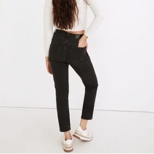 Madewelll Women’s Petite Classic Straight Jeans in Lunar Wash Size 32 Petite NWT